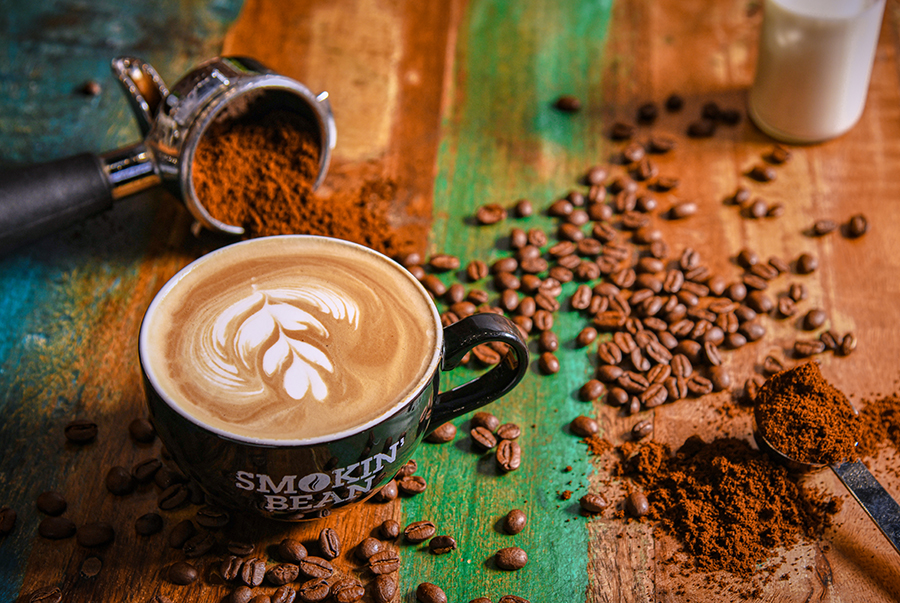latte art in smokin bean crocker